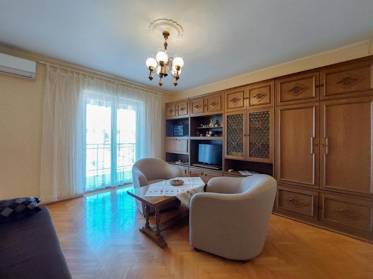 Apartments Nikola Пунат Екстериор снимка